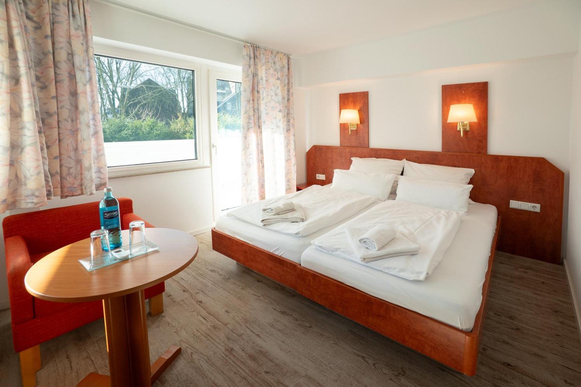 Hotel Zur Post Herne Εξωτερικό φωτογραφία